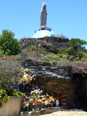 Mary statue