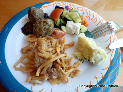 Buffet lunch stir fry
